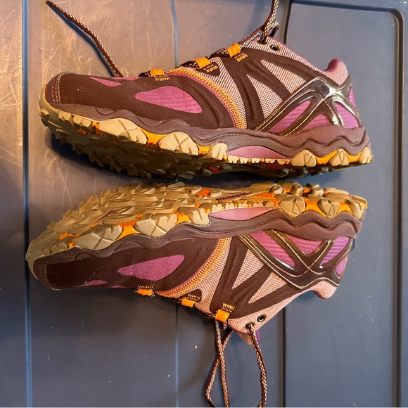 Merrell hiking shoes size 8 - Picture 5 of 5